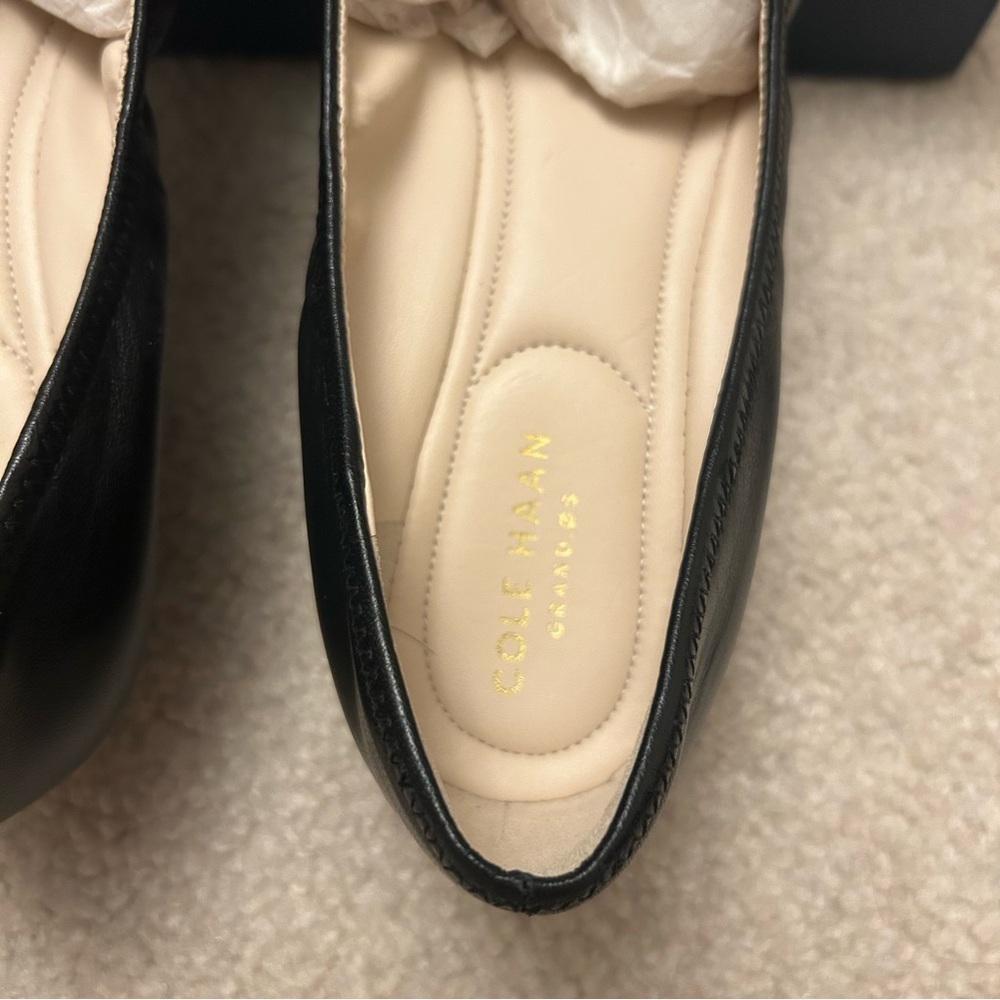 Cole Haan Emory Bow Wedge Pumps in Black Size 6.5B - Picture 6 of 11